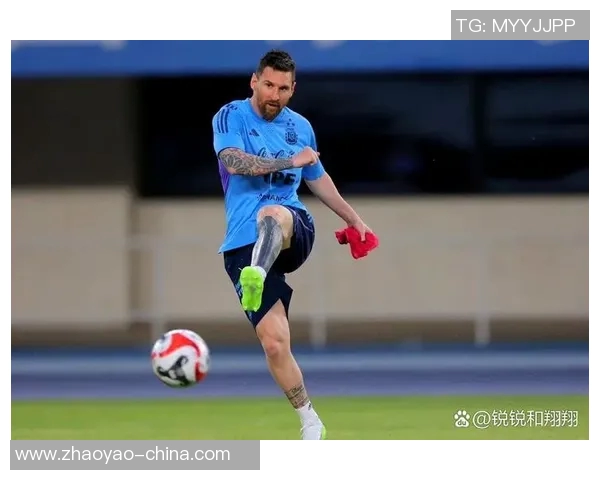 足球明星面对面揭秘职业生涯与个人生活的真实故事与感悟